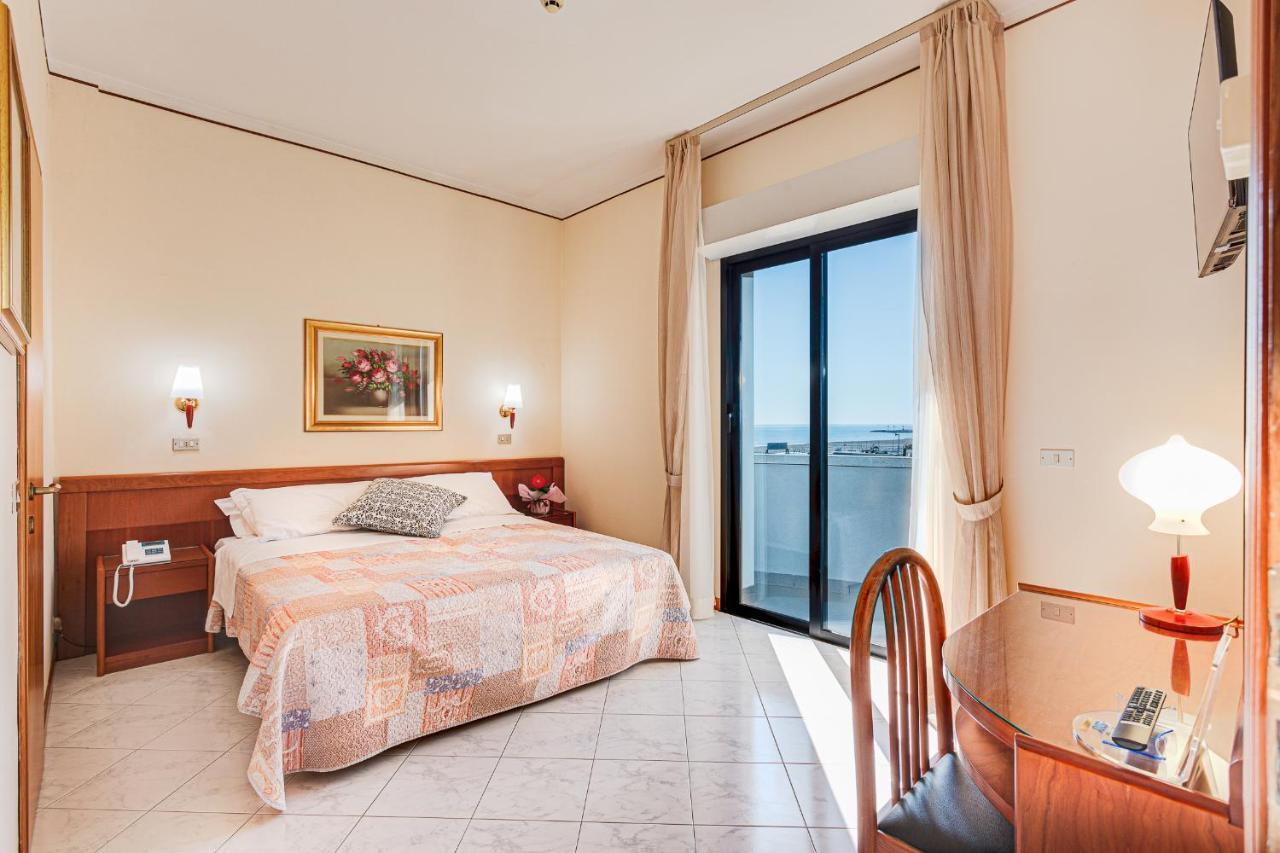 Hotel Delle Nazioni Milano Marittima Ngoại thất bức ảnh